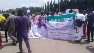 Yanzu-Yanzu: Zanga-Zanga Ta Barke a Majalisar Tarayya Kan Cire Tallafin Man Fetur