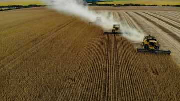 Brazil's booming ag sector draws cash and controversy