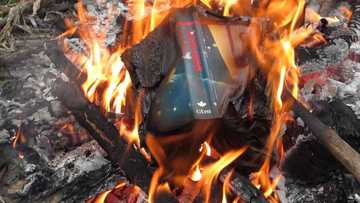 Bidiyo: Wani Kirista ya kone Bible ya ce babu wani abu a cikin littafin sai karya