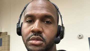 Know the handsome and bold Van Lathan: Wife, net worth, weight loss
