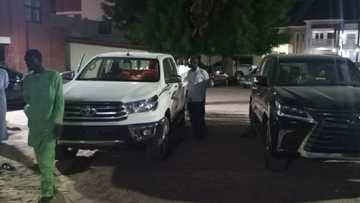 Hotunan tsula-tsulan motocin zamani da Zulum ya mika ga sabon Shehun Borno
