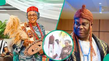 Drama as Ooni of Ife commands his people to prostrate flat for Remi Tinubu: "Respect isn't forced"