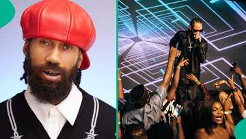 Video as Phyno stops his bouncer from sending party host off-stage trends: "Ezege wan nod am self"