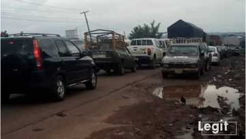 Masu garkuwa da mutane sun yi awon gaba da mota sukutum makare da fasinja