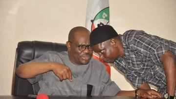 2020: Yadda Oshiomhole ya dawo bayan shekaru 4 ya maida mutanen Edo sakarkaru – Wike