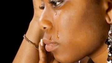 'Yar uwata da ta zo min zaman jego ta yi wuff da mijina, Matar aure