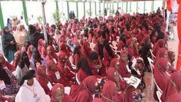 Auren zawarawa: Ganduje ya biya miliyan N30 a matsayin kudin sadakin amare 1500