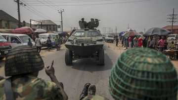 Police reacts as Yoruba Nation agitators attack soldiers, seize rifle