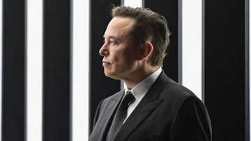 Former SpaceX employee got N103m to keep quiet after Elon Musk “exposed” himself & offered to buy her a horse