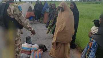 Nasara daga Allah: 'Yan Boko Haram 88 sun mika wuya da makamansu ga sojojin Najeriya