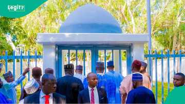 'Dalilin da ya sa aka sake fasalin kabarin Buhari a Daura'