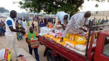 Atiku Abubakar yayiwa 'yan gudun hijirar Zamfara kyautar ban mamaki (Hotuna)
