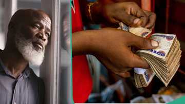 Nigerian man in disbelief after fan who begged for N100k divided N400k he mistakenly sent him