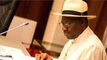 Jonathan ya fara shan suka da raddi bayan kaddamar da littafinsa