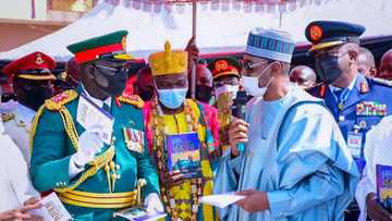 An yi bikin karrama Buratai bisa namijin kokarin da ya yiwa Najeriya (Hotuna)