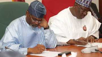 Mu fa ba yan amshin Shatan Buhari bane – Shugaban majalisar dattawa