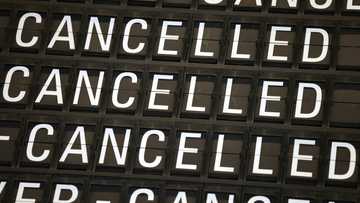 Longer flight delays without compensation? EU plan divides