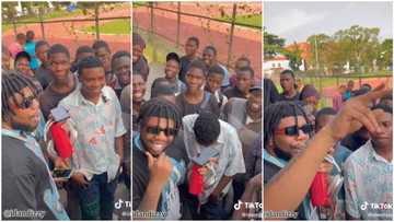 Nigerian man visits Yabatech, turns students to rap materials, makes sweet music in viral video