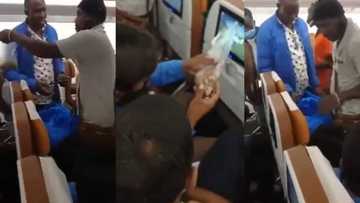 Man captured in viral video hawking grasshoppers inside aeroplane, social media reacts