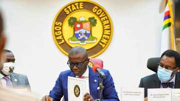 Nigerian governor signs bill to establish anti-corruption commission, 2 others