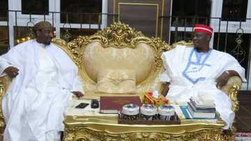 Sanata Rabiu Kwankwaso ya kai ma Sarkin Kano ziyara cikin dare (Hotuna)