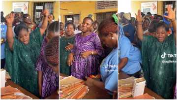 "Help me thank my husband": Pregnant women sing & dance with happiness to show gratitude in viral video