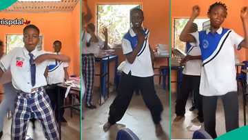 Teacher asks students to dance like popular TikTokers, netizens rate their moves in viral video