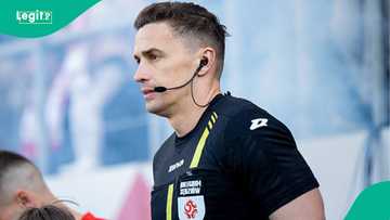 Portuguese coach faces sanctions after headbutting referee during live game