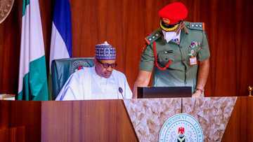 Tattalin arziki: Atiku da manyan kwararru sun ba Shugaba Buhari satar amsa