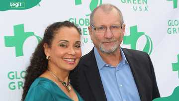Ed O'Neill's wife, Catherine Rusoff, and their two daughters — the family he kept almost private