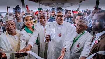 Buhari zai kaddamar da yaki da yin 'fitsari da kashi' barkatai