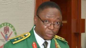 Rago Ne, Tserewa Ya Yi Daga Filin Daga: Martanin Rundunar Soja Kan Bidiyon Neman Taimako Da Wani Soja Ya Fitar