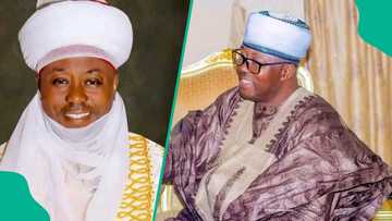 'Shi ne zabin jama'a,' Gwamna ya naɗa sabon sarkin Zuru bayan mutuwar mai martaba