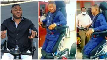 Fans in awe as gospel musician Yinka Ayefele stands on his feet again (video)