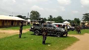 Dismissed soldier, who reportedly shot his commander, arrested for armed robbery