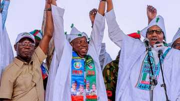 Ganduje ya yi wa Buhari Gori, ya yi Masa Mummunar Watsa-Watsa a kan Canjin Kudi