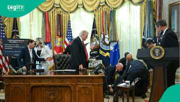 Taro ya rikice: Trump ya shiga dimuwa bayan wani ya suma ana tsaka da ganawa