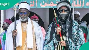 A karon farko, basarake daga Arewa ya yi mubaya'a ga Sanusi II, ya roke shi alfarma