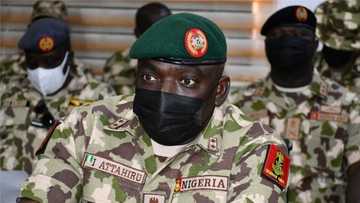 US, UK govts react to death of Nigeria's Chief of Army Staff, 10 other officers in plane crash