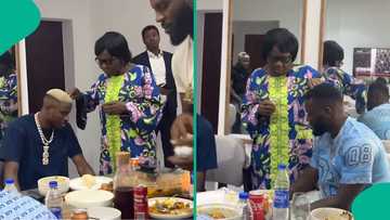 Sacred moment: Osimhen, Boniface, others receive anointing oil from Odumodublvck’s mum, video