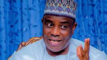 Hadimin gwamnan PDP a arewa da dandazon mambobi sun sauya sheƙa zuwa jam'iyyar APC