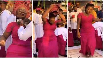 Amazing Nigerian lady removes her gele, takes over wedding dance, men clear stage, stunning video goes viral