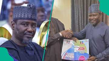 Dan majalisa a Borno ya fashe da kuka, ya roki a bari ya sake komawa kujerarsa