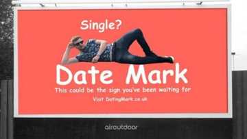 Man who was tired of his single status advertises himself on billboard to find love (photo)