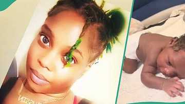 "End time baby": Mum cries out as 4-week-old son starts crawling on the bed, video trends