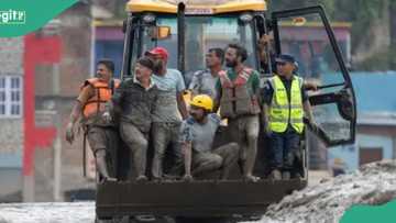 Nepal flood: 100 dead, hundreds missing along Tibet border