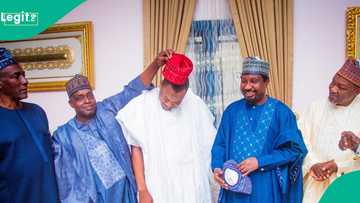 2027: Barau na barazana ga siyasar Abba, ya cigaba da wawushe mawakan Kwankwasiyya