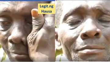 Allah Sarki: Bidiyon yadda wani tsoho ya fashe da kuka bayan matarshi ta gudu wajen sabon saurayinta ta bar shi da yara miskinai guda 4