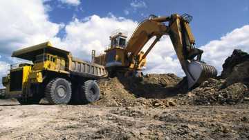 What are the components of Nigerian mining industry?