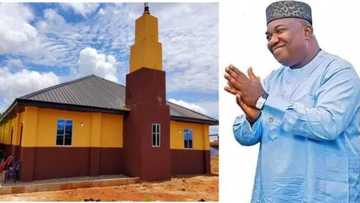 Gwamnan Enugu ya sake gina Masallatai biyu da aka kona lokacin zanga-zangar EndSARS
